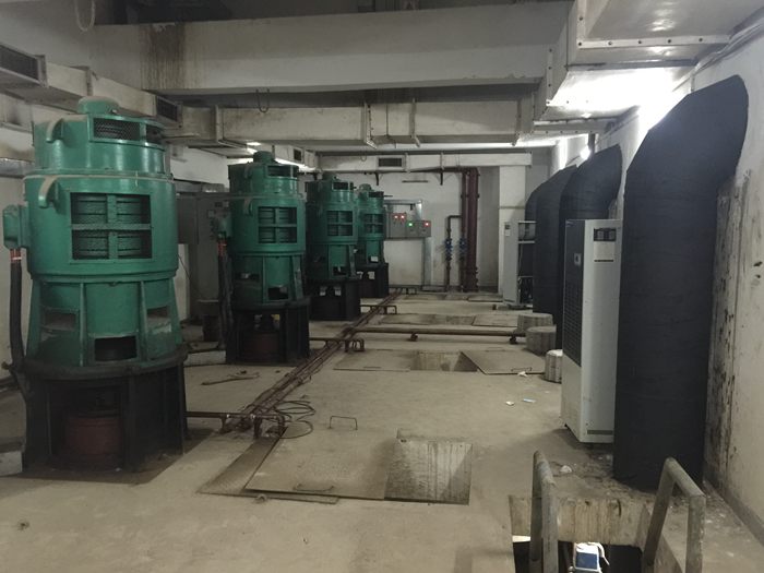 廣州900ZLB-125軸流泵機組安裝現(xiàn)場